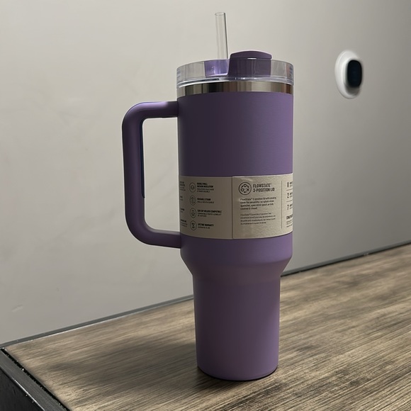 •NEW•Stanley Lavender H20 Flowstate™ Tumbler *40oz* - Picture 3 of 5